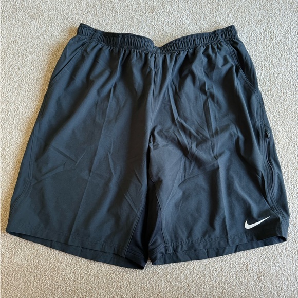 Nike Men’s N.E.T. 11” Woven Tennis Shorts - Picture 4 of 10